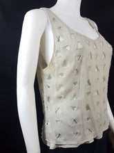 Load image into Gallery viewer, Online Vintage Shop, Vintage Clothing Boutique, Vintage, Women&#39;s Clothing, Seconhand, Distressed Vintage Designs, Sustainable Fashion
