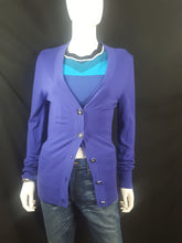 Load image into Gallery viewer, Online Vintage Shop, Vintage Clothing Boutique, Vintage, Women&#39;s Clothing, Seconhand, Distressed Vintage Designs, Sustainable Fashion
