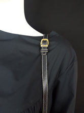 Load image into Gallery viewer, Online Vintage Shop, Vintage Clothing Boutique, Vintage, Women&#39;s Clothing, Seconhand, Distressed Vintage Designs, Sustainable Fashion
