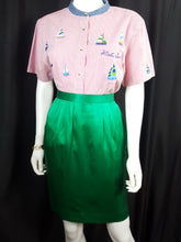 Load image into Gallery viewer, Online Vintage Shop, Vintage Clothing Boutique, Vintage, Women&#39;s Clothing, Seconhand, Distressed Vintage Designs, Sustainable Fashion
