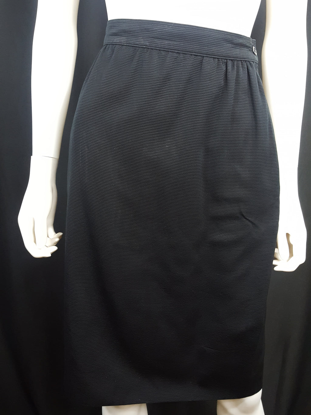 Online Vintage Shop, Vintage Clothing Boutique, Vintage, Women's Clothing, Seconhand, Distressed Vintage Designs, Sustainable Fashion