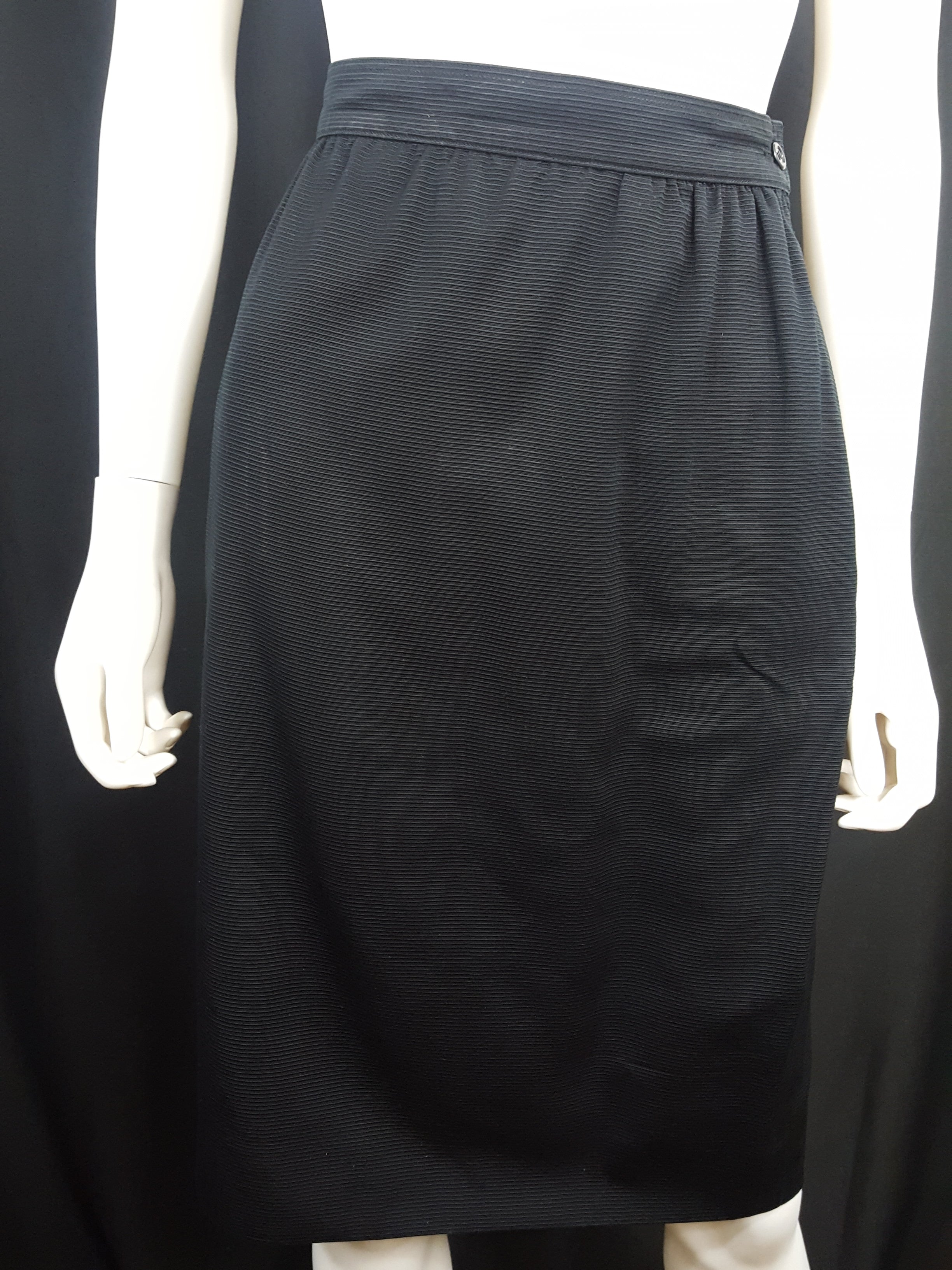 Online Vintage Shop, Vintage Clothing Boutique, Vintage, Women's Clothing, Seconhand, Distressed Vintage Designs, Sustainable Fashion
