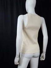 Load image into Gallery viewer, Online Vintage Shop, Vintage Clothing Boutique, Vintage, Women&#39;s Clothing, Seconhand, Distressed Vintage Designs, Sustainable Fashion
