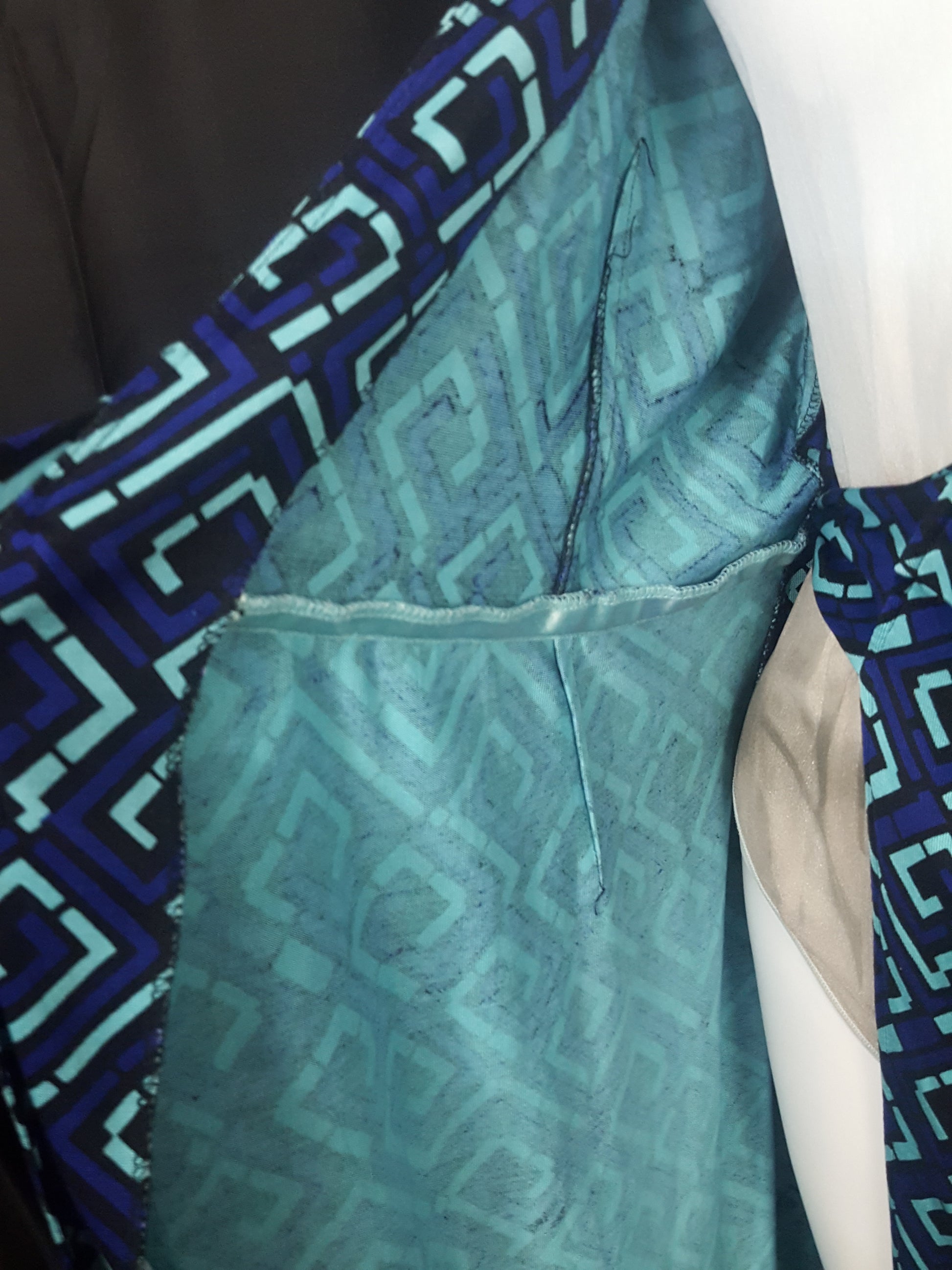 Online Vintage Shop, Vintage Clothing Boutique, Vintage, Women's Clothing, Seconhand, Distressed Vintage Designs, Sustainable Fashion