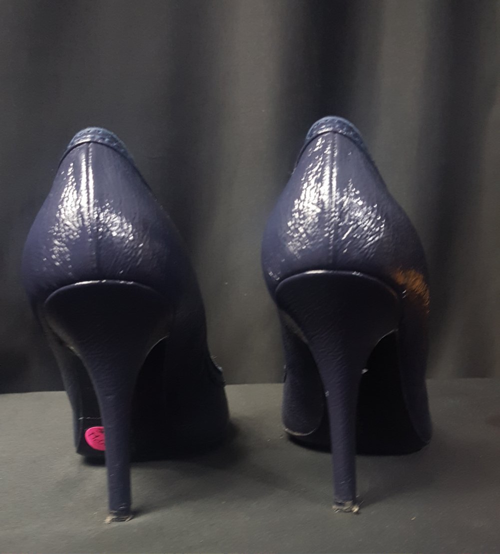 Online Vintage Shop, Vintage Clothing Boutique, Vintage, Women's Clothing, Seconhand, Distressed Vintage Designs, Sustainable Fashion