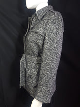 Load image into Gallery viewer, Online Vintage Shop, Vintage Clothing Boutique, Vintage, Women&#39;s Clothing, Seconhand, Distressed Vintage Designs, Sustainable Fashion
