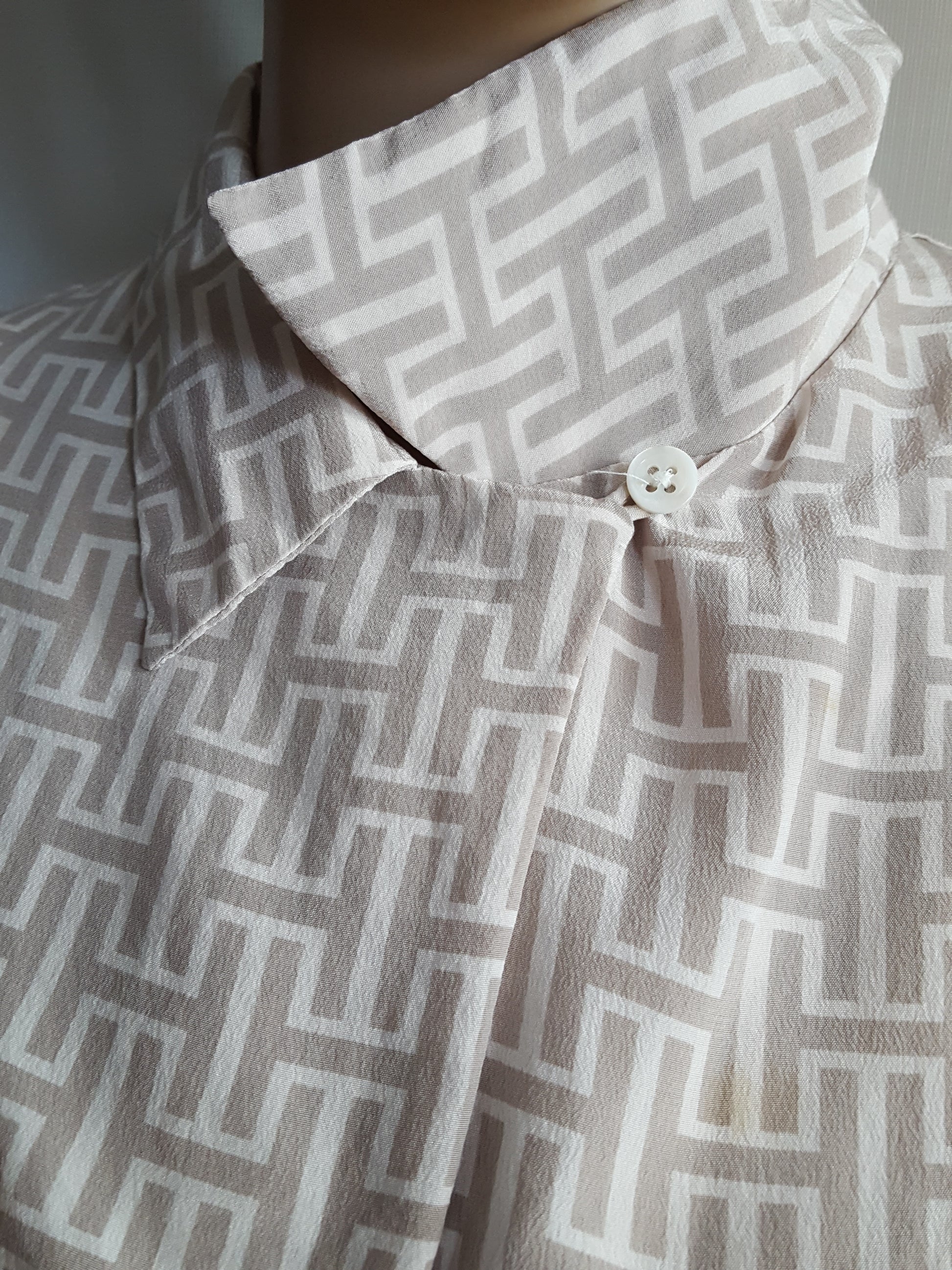 Online Vintage Shop, Vintage Clothing Boutique, Vintage, Women's Clothing, Seconhand, Distressed Vintage Designs, Sustainable Fashion