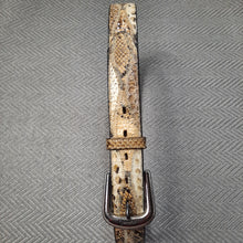 Load image into Gallery viewer, Wehmeiers New Orleans Geniune Snake Skin Belts Size M