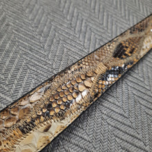 Load image into Gallery viewer, Wehmeiers New Orleans Geniune Snake Skin Belts Size M
