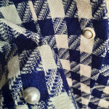 Load image into Gallery viewer, 70s Evan Picone Blue Houndstooth Blazer Size 4