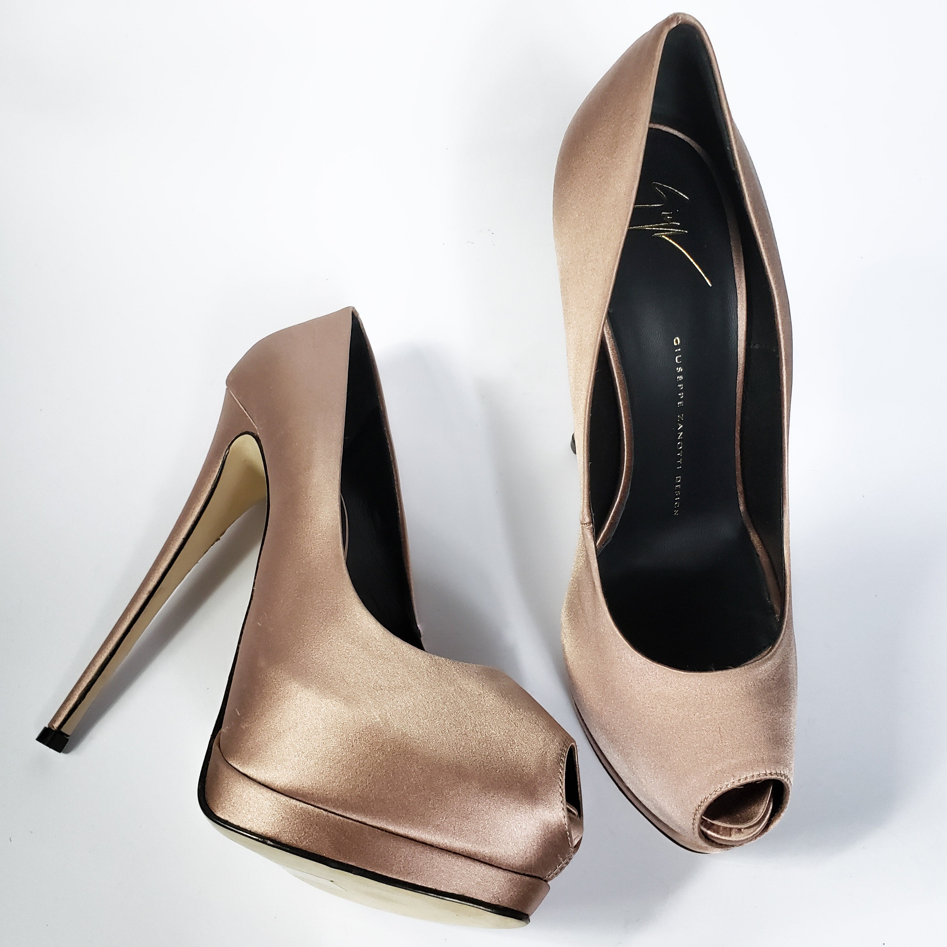 Giuseppe Zanotti Design Women's Heeled Ankle Strap Sandals Shoes