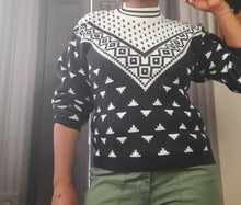 Load image into Gallery viewer, Koman Vintage Ski Sweater Size S
