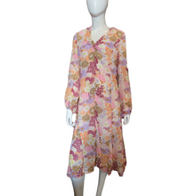 Load image into Gallery viewer, 70s Floral Print Dress
