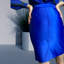 Load image into Gallery viewer, Yves Saint Laurent Variations Blue Pencil Skirt size 4/36
