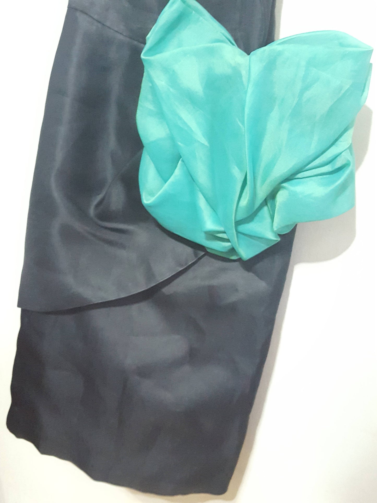 Online Vintage Shop, Vintage Clothing Boutique, Vintage, Women's Clothing, Seconhand, Distressed Vintage Designs, Sustainable Fashion