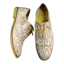 Load image into Gallery viewer, Cole Haan Snakeskin Oxfords Size 10.5