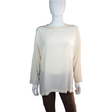 Load image into Gallery viewer, Max Mara Silk Blouse sz. 6
