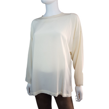 Load image into Gallery viewer, Max Mara Silk Blouse sz. 6
