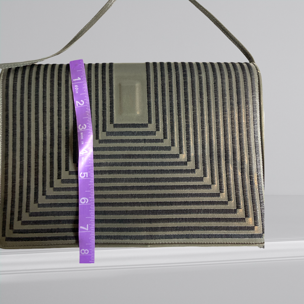 80s Grey Leather Shoulder Bag With Satin Stich Geometric Flap - Jay Herbert New York