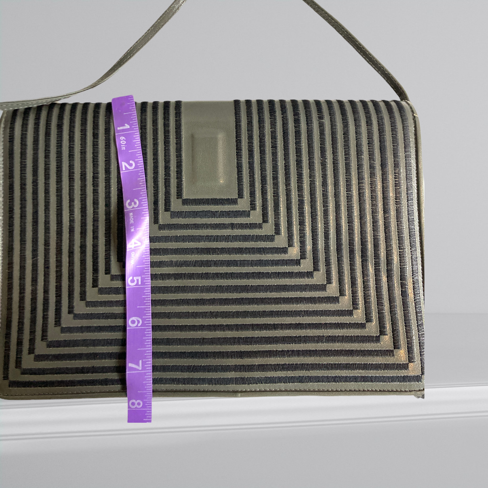 80s Grey Leather Shoulder Bag With Satin Stich Geometric Flap - Jay Herbert New York
