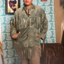 Load image into Gallery viewer, Ellen Tracy Suede Fringe Jacket Size M
