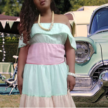 Load image into Gallery viewer, Dagtime Off the Shoulder Layered Summer Dress size L
