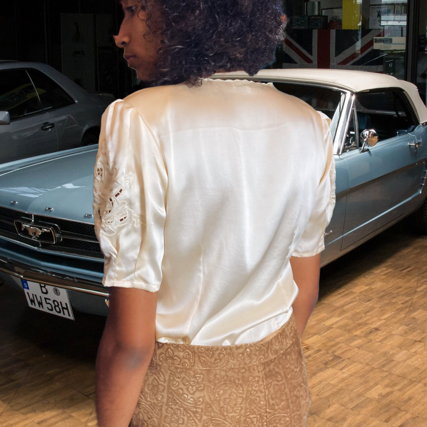 1960s Peony Hand Embroidered Silk Blouse Size Small