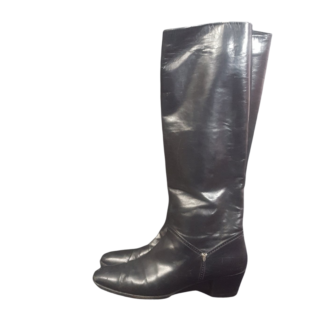 Salvatore Ferragamo Riding Boots 7.5