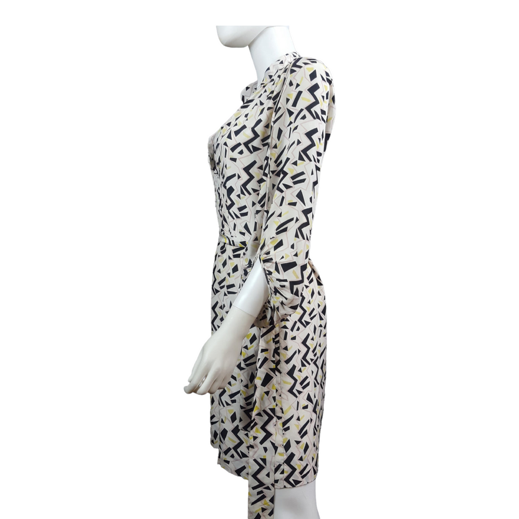 Diane von Furstenberg Zig Zag Print Belted Dress size M