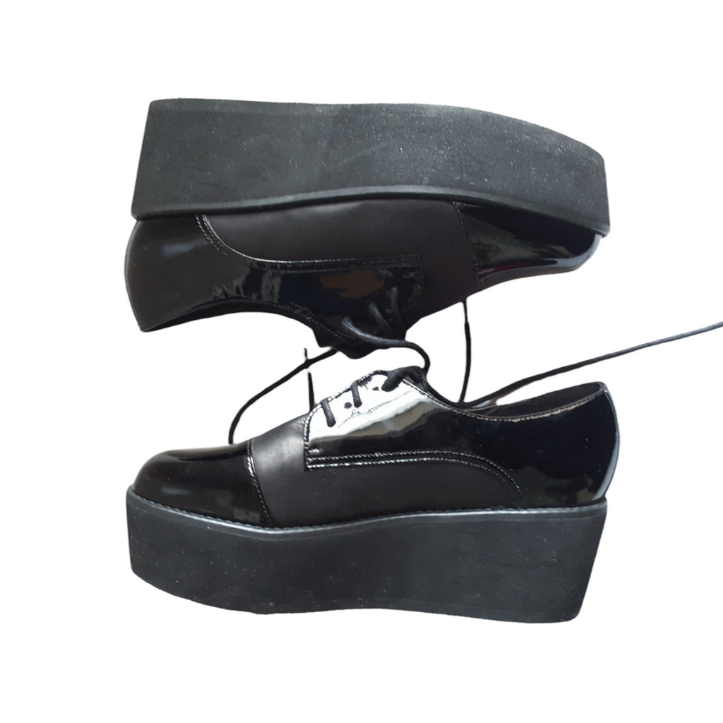 Steve Madden Patent Leather Flatforms Heels size 6