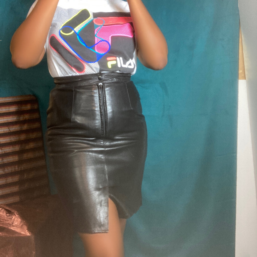 Vintage_Black_Leather_Skirts