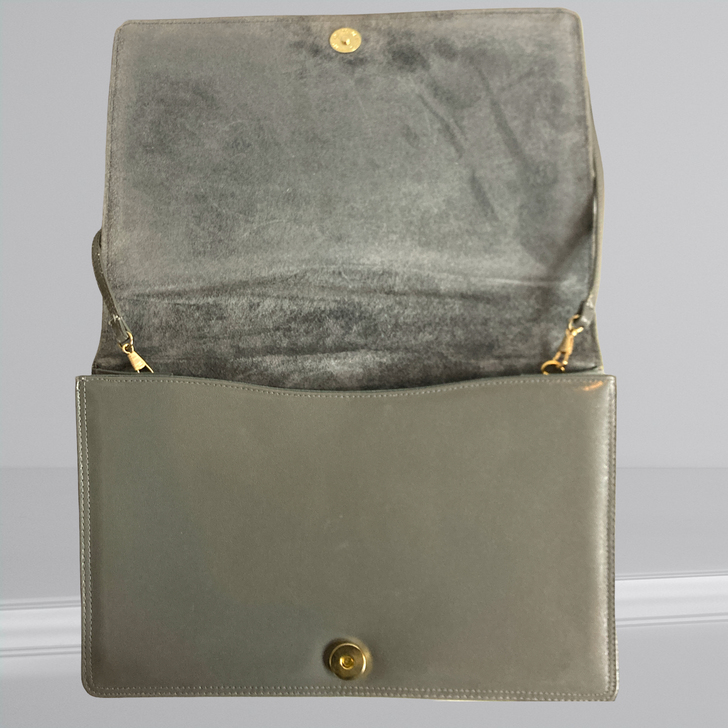 80s Grey Leather Shoulder Bag With Satin Stich Geometric Flap - Jay Herbert New York