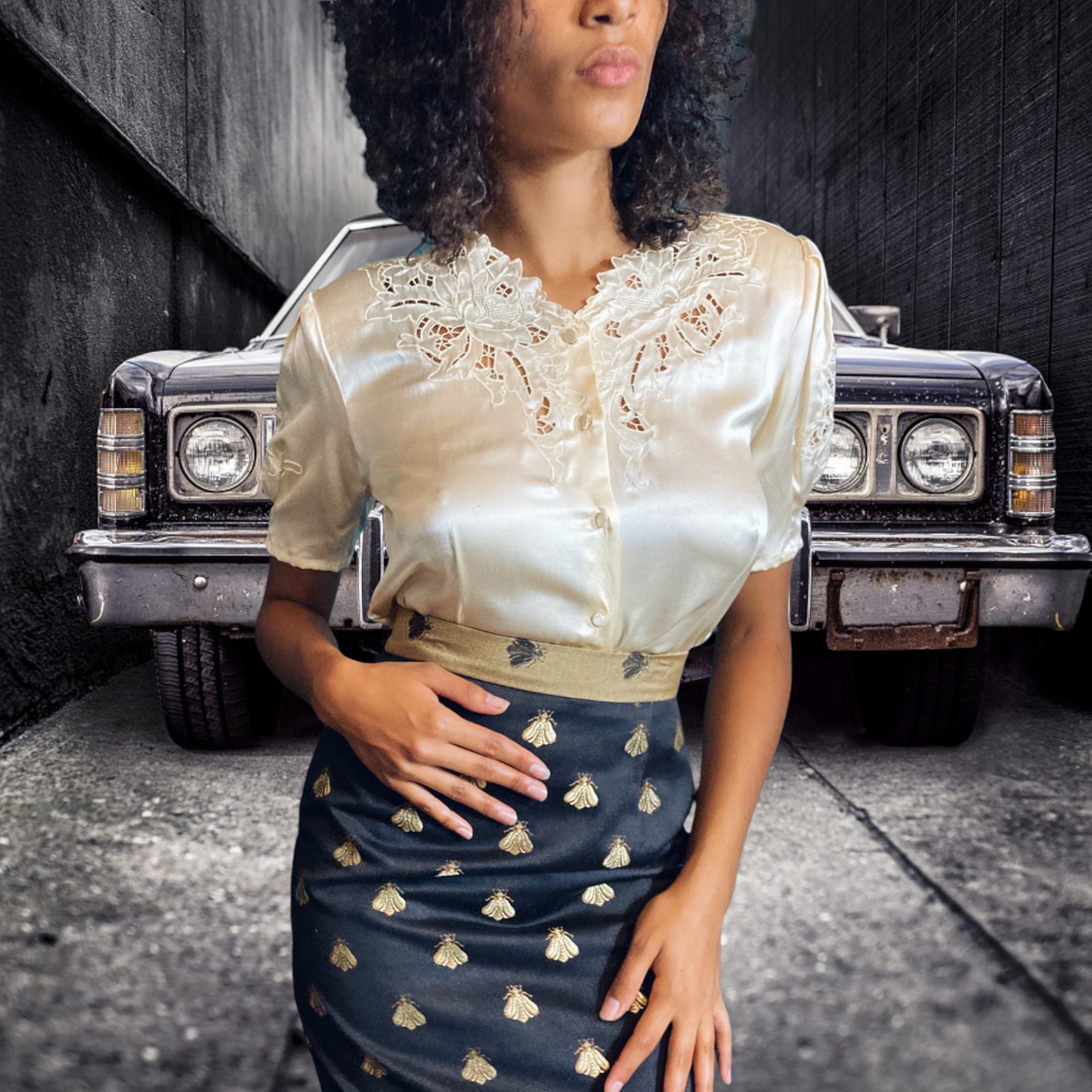 1960s Peony Hand Embroidered Silk Blouse Size Small