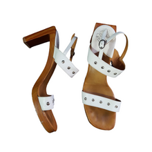 Load image into Gallery viewer, E SPACE Styled by Robert Clergerie Sandals size 10