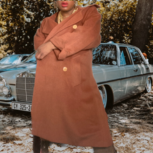 Load image into Gallery viewer, Vintage_Camel_Swing_Coats_Wool_60s Dejac_Paris_Coat_Lucille Golden Vintage
