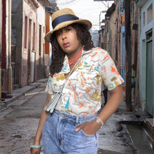 Load image into Gallery viewer, Bahamas MFG. Co Print Shirt.Size M
