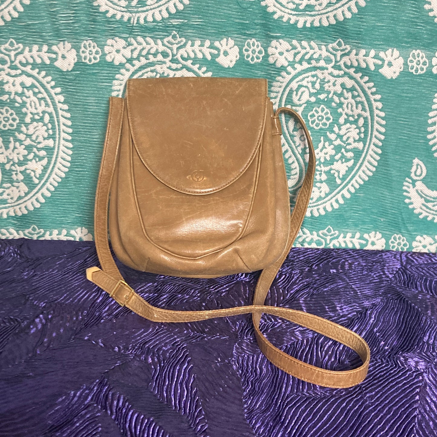 Charles Jourdan Paris Vintage Leather Crossbody Bag