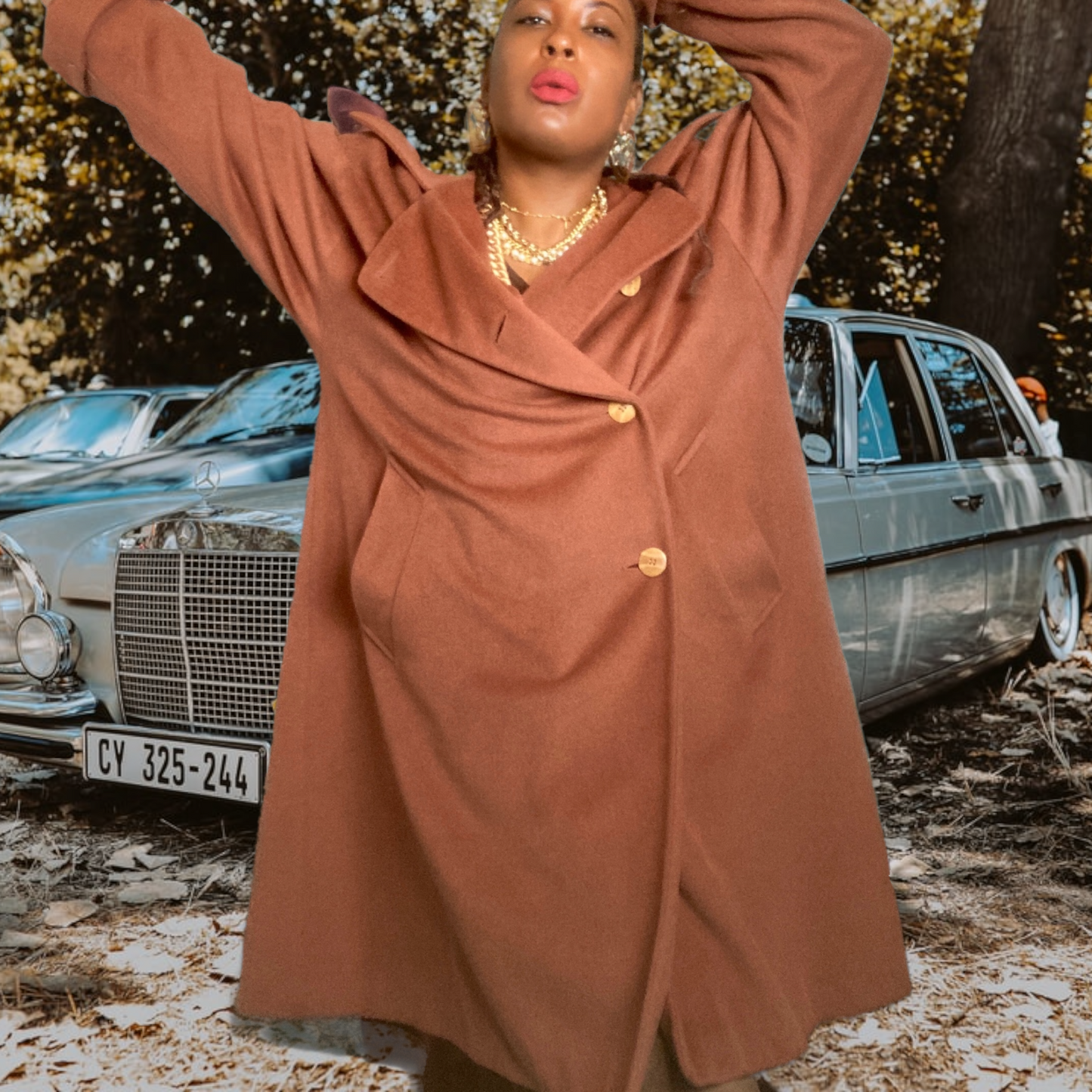 Vintage_Camel_Swing_Coats_Wool_60s Dejac_Paris_Coat_Lucille Golden Vintage_Vintage_Cars_Mercedes