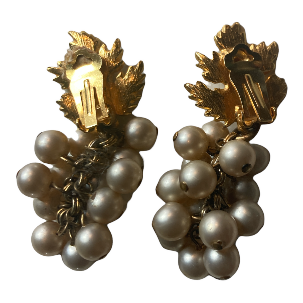 Vintage Gold Leaf Pearl Clusters Dangle Clip-on Earrings