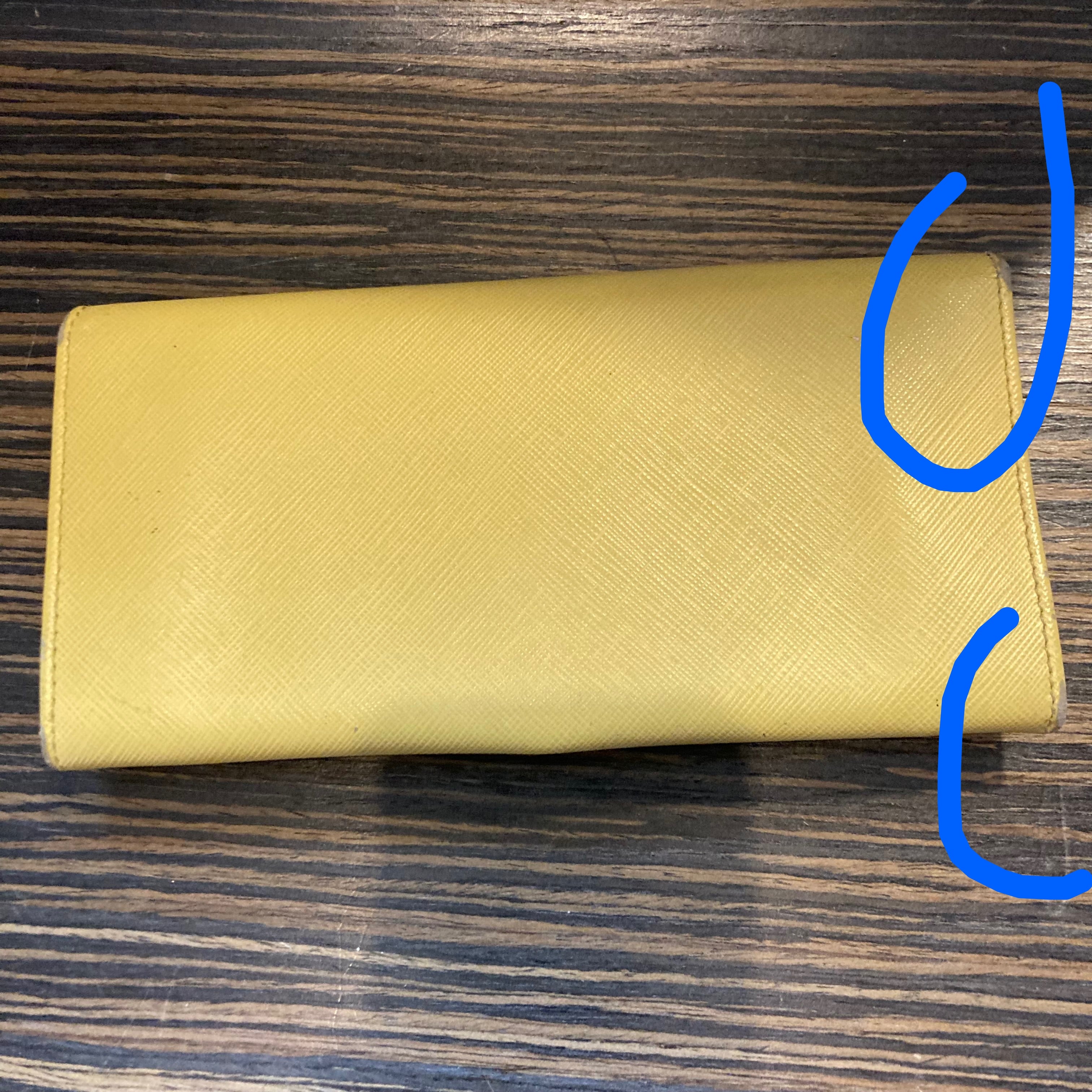 Salvatore Ferragamo Vara Bow Wallet, Yellow