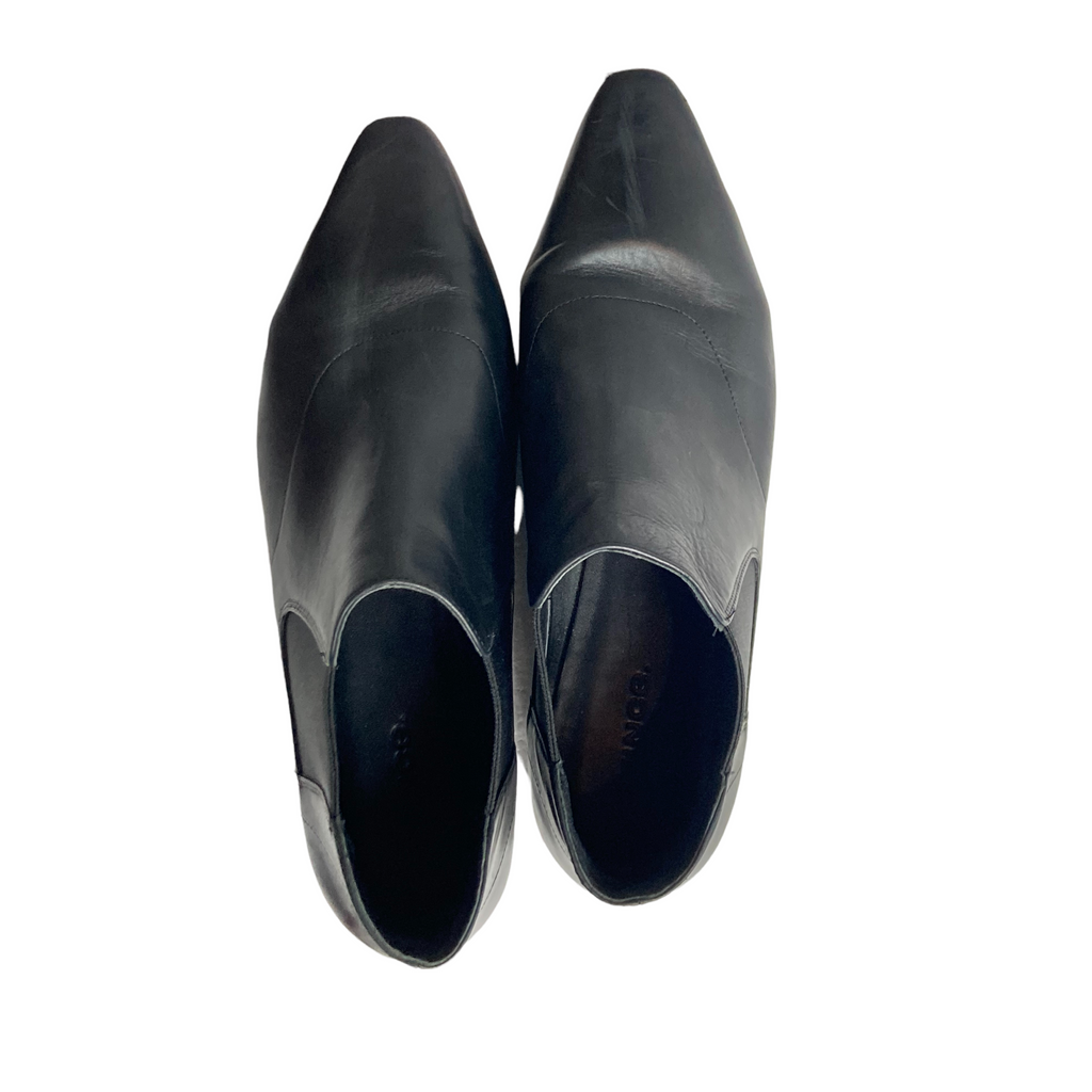 Vince Chelsea Black Leather Booties Size