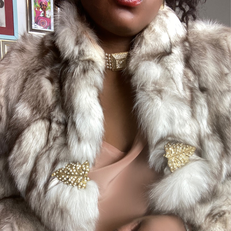 Antique Gold Clear Rhinestone Vintage Dress/Fur  Clip