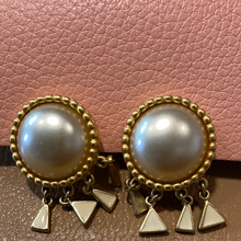 Load image into Gallery viewer, Vintage 70’s Carolee Faux Pearl and Enamel Earrings
