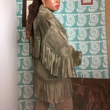 Load image into Gallery viewer, Ellen Tracy Suede Fringe Jacket Size M