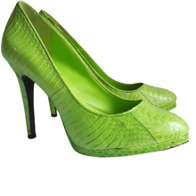Load image into Gallery viewer, Lauren Ralph Lauren Snake Skin Pumps size 6 1/2 B
