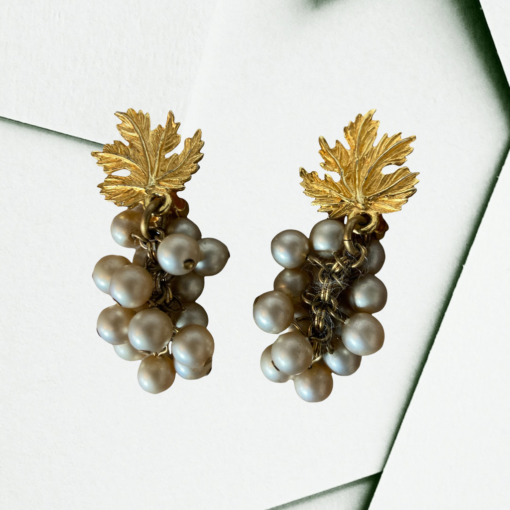 Vintage Gold Leaf Pearl Clusters Dangle Clip-on Earrings