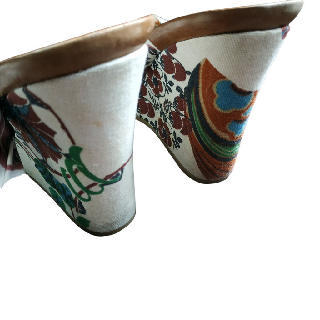 Boss Wedge Sandals Size 39