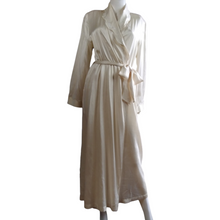 Load image into Gallery viewer, Chambers Silk Robe Size L
