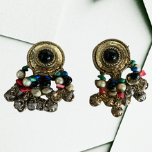 Load image into Gallery viewer, Vintage Dome Plate, Cabachon Stone Fringe Chandelier Clip-on Earrings
