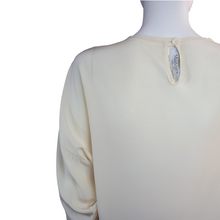 Load image into Gallery viewer, Max Mara Silk Blouse sz. 6
